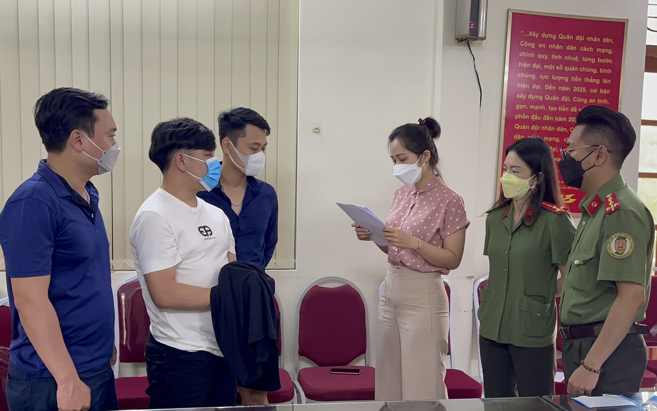 Phòng Quản lý xuất nhập cảnh - CATP: Bắt giữ đối tượng truy nã người nước ngoài